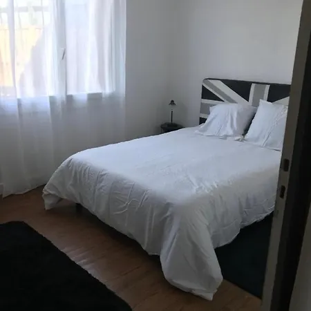 Apartment Spacieux Et Lumineux Mugron